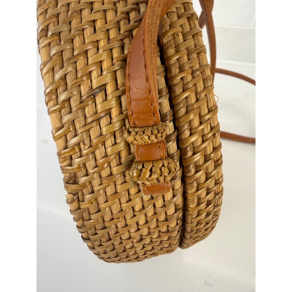 Crossbody Bag Round Rattan 8" Brown Boho Woven Batik Canteen Purse - Picture 10 of 10